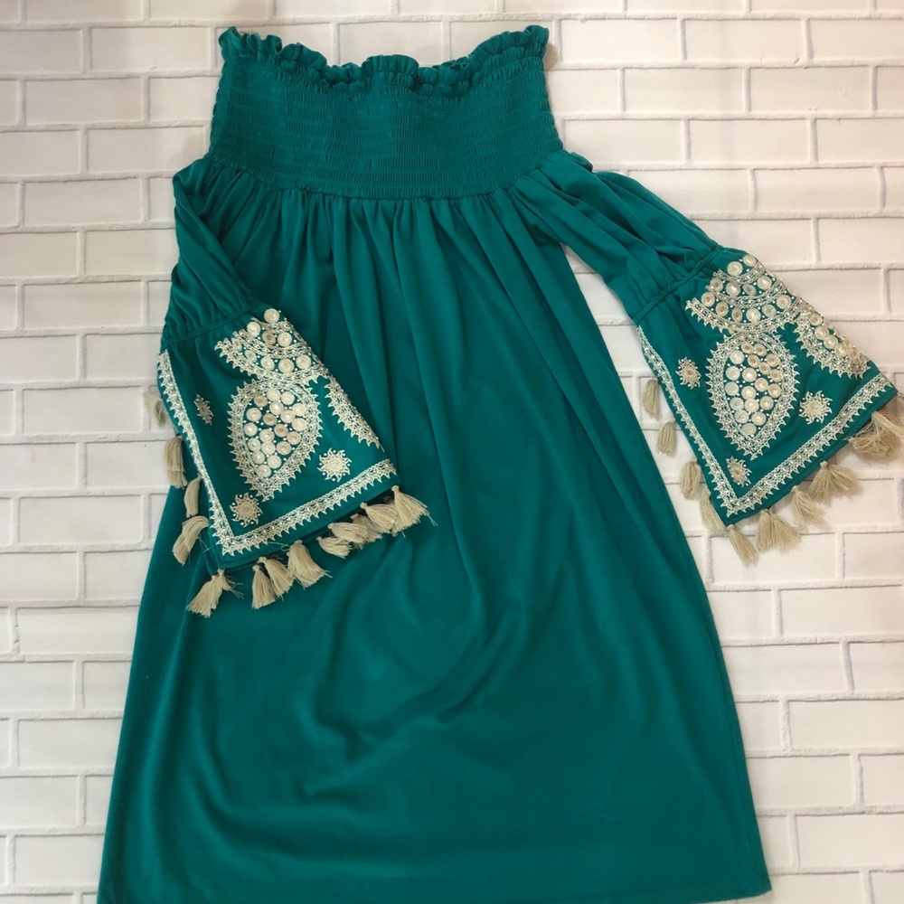 VaVa by Joy Han teal off shoulder 70s style dress